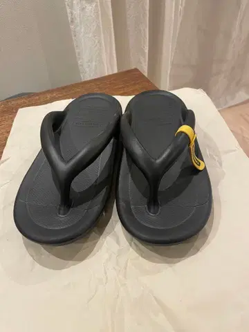 TAW&TOE 투앤토 샌들 블랙 M 사이즈