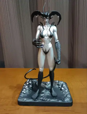 데빌맨 데빌맨 레이디 토이저러스 한정판 퓨처 모델