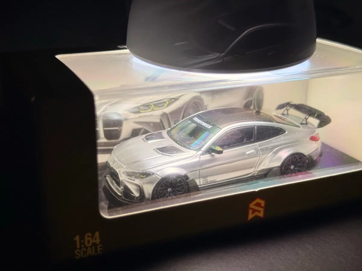 BMW m4 민트 컨디셔너 브랜드:Street Weapon 한정판 1/999