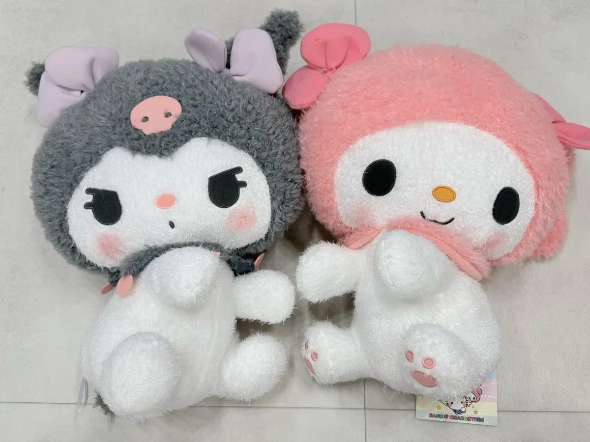 산리오 유루카와 기가 점보 하 굿토 인형