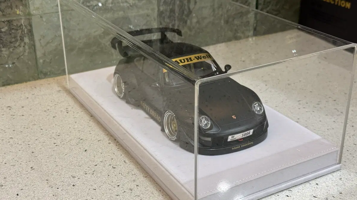 1:18 오토아트 포르쉐 993 RWB 블랙 다이캐스트