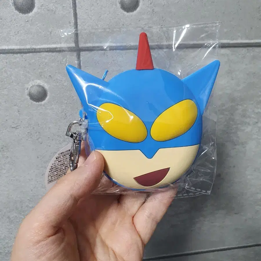 짱구는 못말려 액션가면 페이스 실리콘 파우치