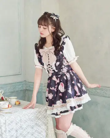 LIZLISA Salon de Fraise 패턴 셋업 블랙