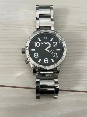 가격 협의 환영 NIXON THE 51-30 남성용 아날로그 손목시계