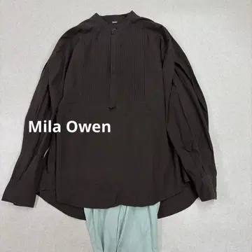 Mila Owen 스탠드 카라 핀턱 셔츠 브라운 F