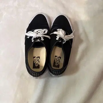 VANS PREMIUM 오센틱 블랙 27cm