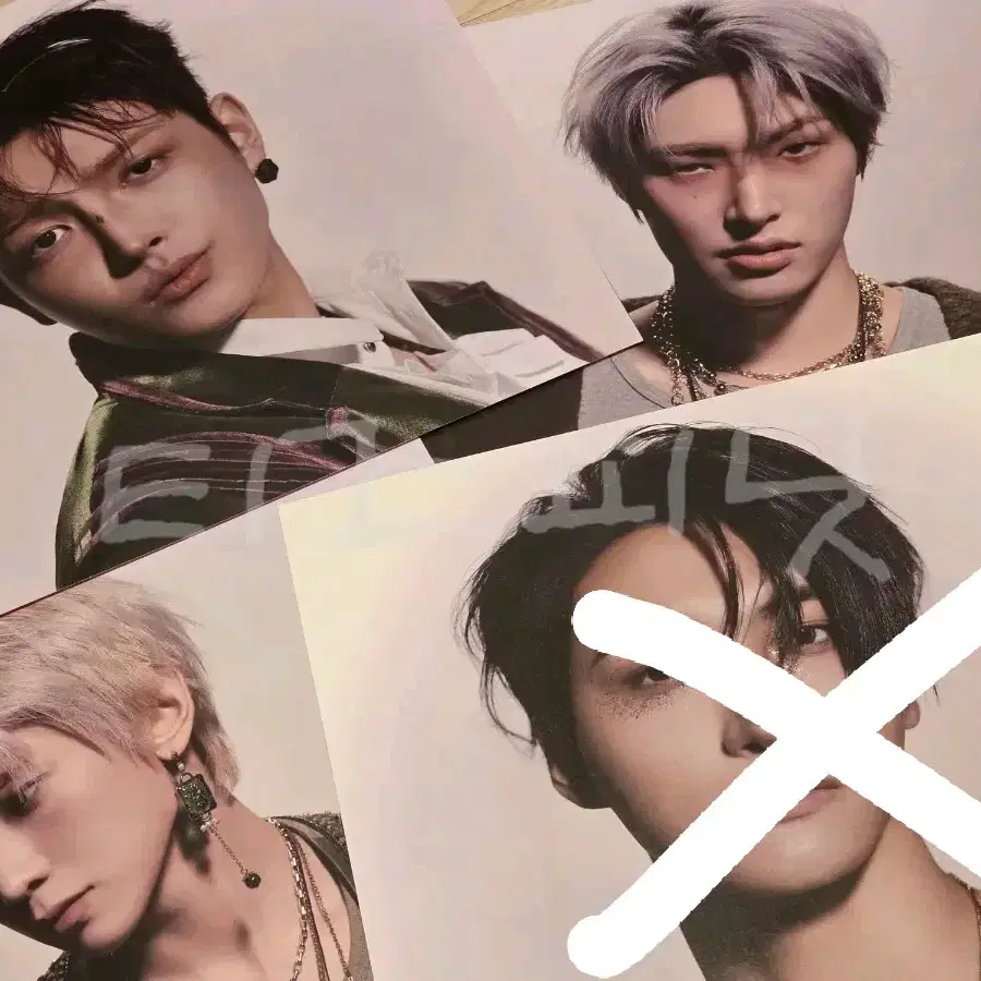 에이티즈 lp 포스터 멤버 홍중 여상 민기 ateez