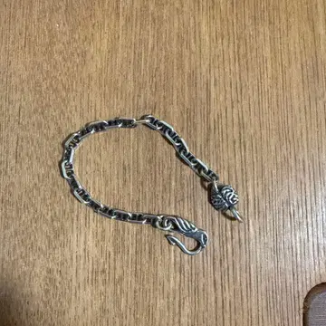 가르시아 팔찌