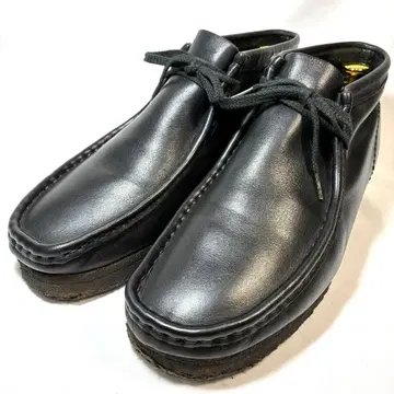 새상품급 클락스 왈라비 가죽 메탈 플레이트 블랙 UK7.5 25.5cm