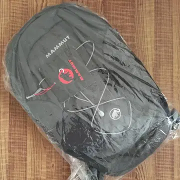 새상품 기능적 데이팩 마무트 MAMMUT XERON FLIP 22L