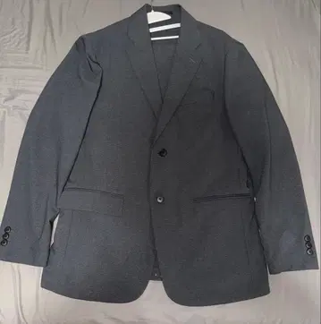 미사용품 UNIQLO 남성용 셋업 수트 다크 그레이