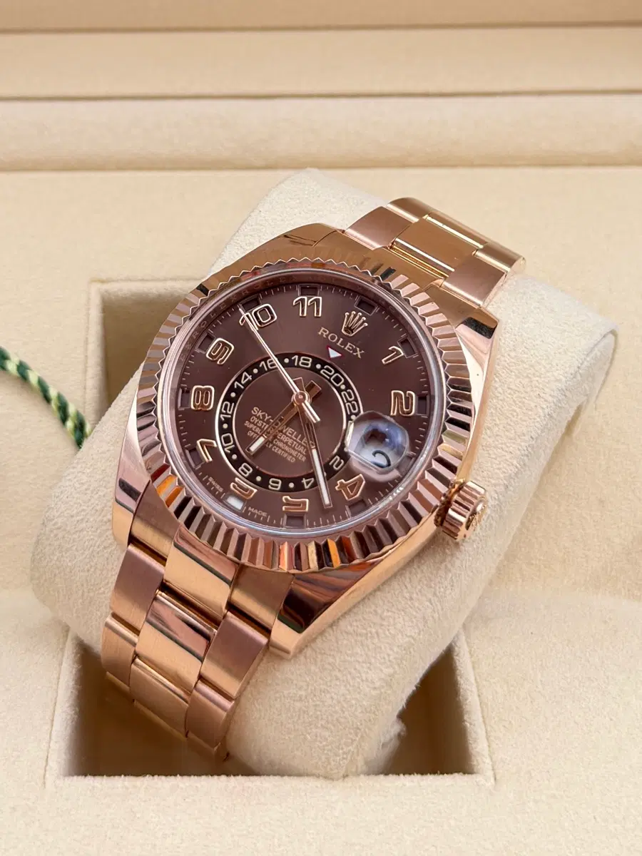 롤렉스 스카이드웰러 326935 로즈골드 초코판 42mm 풀셋