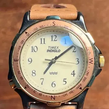[ 작동 중 ] TIMEX 타이맥스 손목시계 INDIGLO 나침반 베젤
