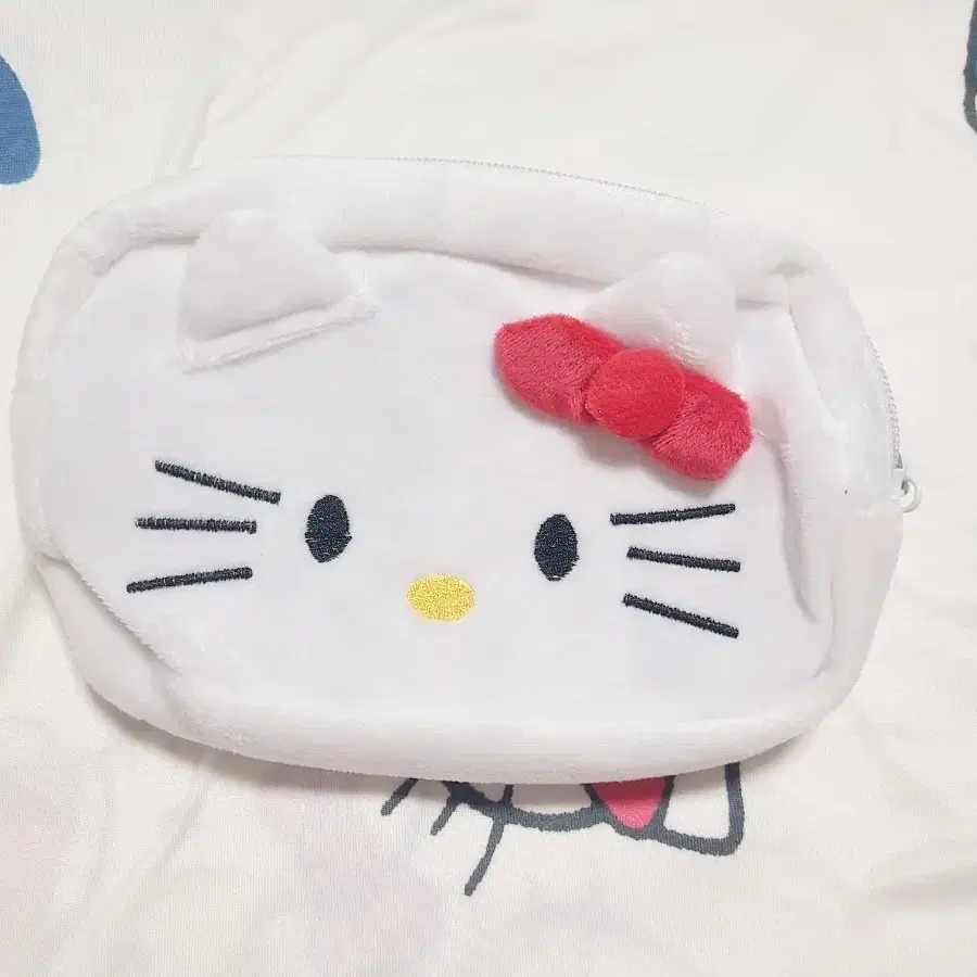 산리오 헬로키티 화이트 파우치 화장품 정리함 클러치백 핸드백 가방 필통 정품