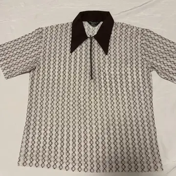 Essley 70s 빈티지 하프 지퍼 반팔 셔츠