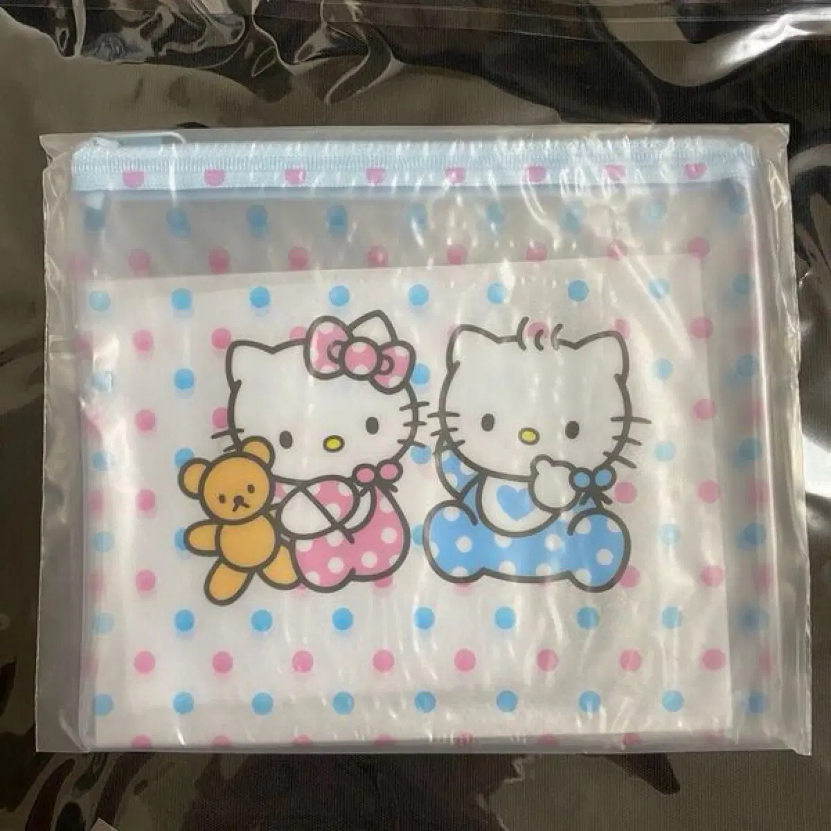 헬로키티 키티 50주년 해피쿠지 쿠지 D상 파우치