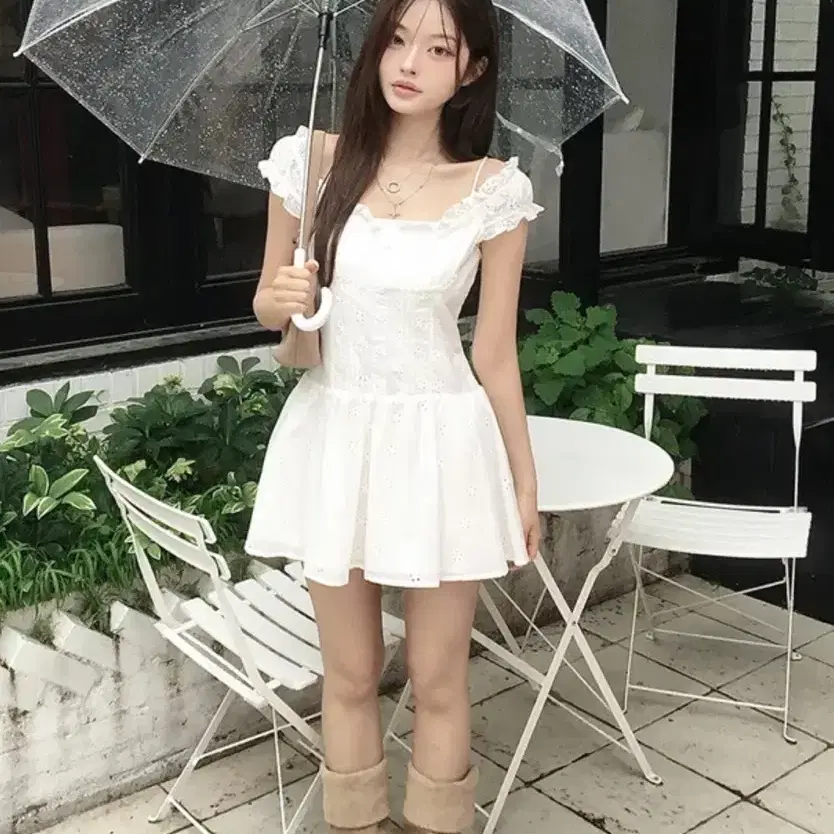 클래식블랑 레이스프릴 미니원피스