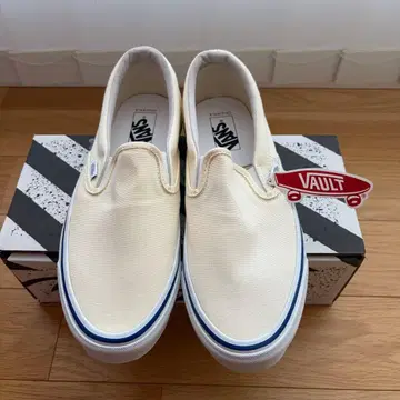새상품 박스 포함 VANS Vault Slip-On OG 화이트 27.5