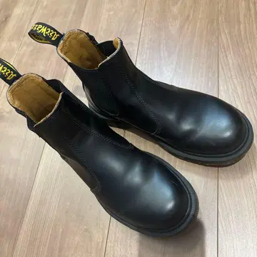 닥터마틴 첼시 부츠 uk5