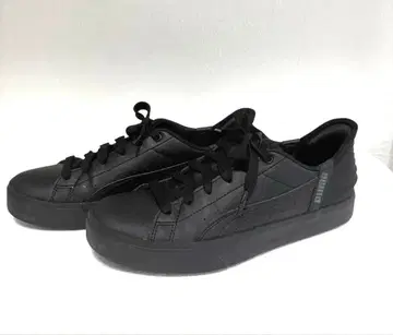 PUMA 여성용 V 코트 이즈인 스니커즈 블랙