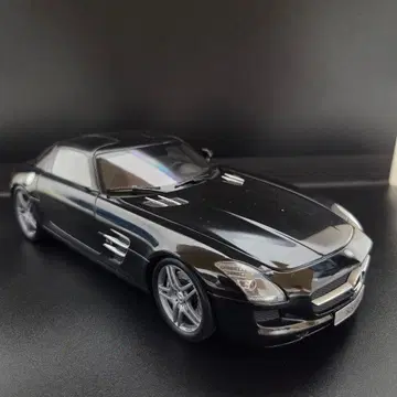 메르세데스-벤츠 SLS AMG 미니카 1/18 미니챔프