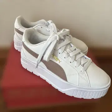 PUMA 여성용 스니커즈