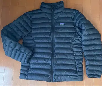 Patagonia 다운 스웨터 M 사이즈 2024년 제조