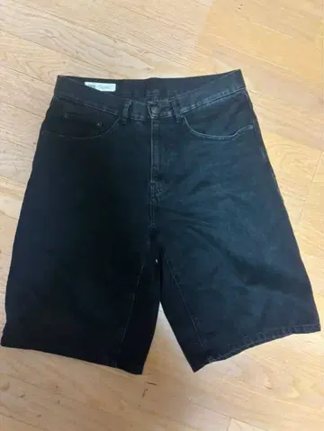 ZARA 남성용 데님 숏팬츠 블랙 EUR40