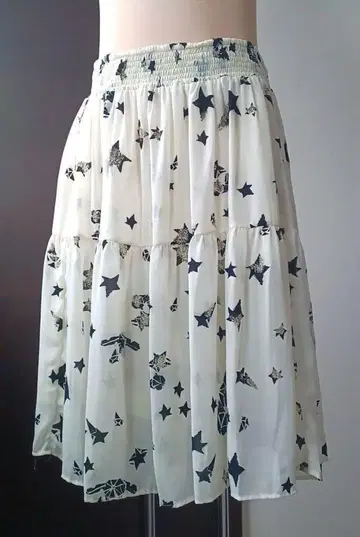 TSUMORI CHISATO 반짝반짝 별 별 패턴 플레어 쉬폰 스커트 2