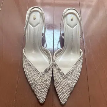 ZARA 메쉬 슬링백 뮬 화이트