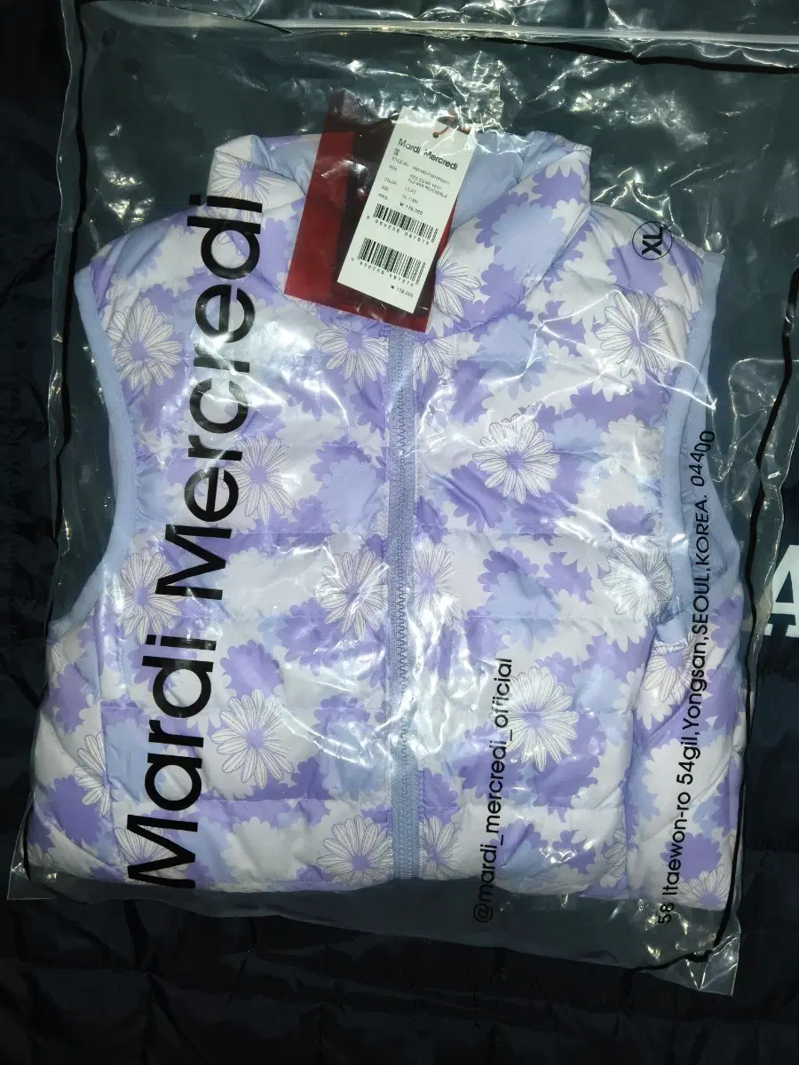 마르디 메크르디 꽃무늬 패딩 조끼 XL