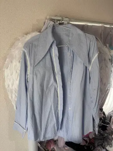 Bibiy. 비비 HARLEY BLOUSE 블라우스 블루 F