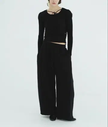 CLANE COCOON BULKY SWEAT PANTS 사이즈 1
