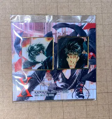 CLAMP x 핀 배지