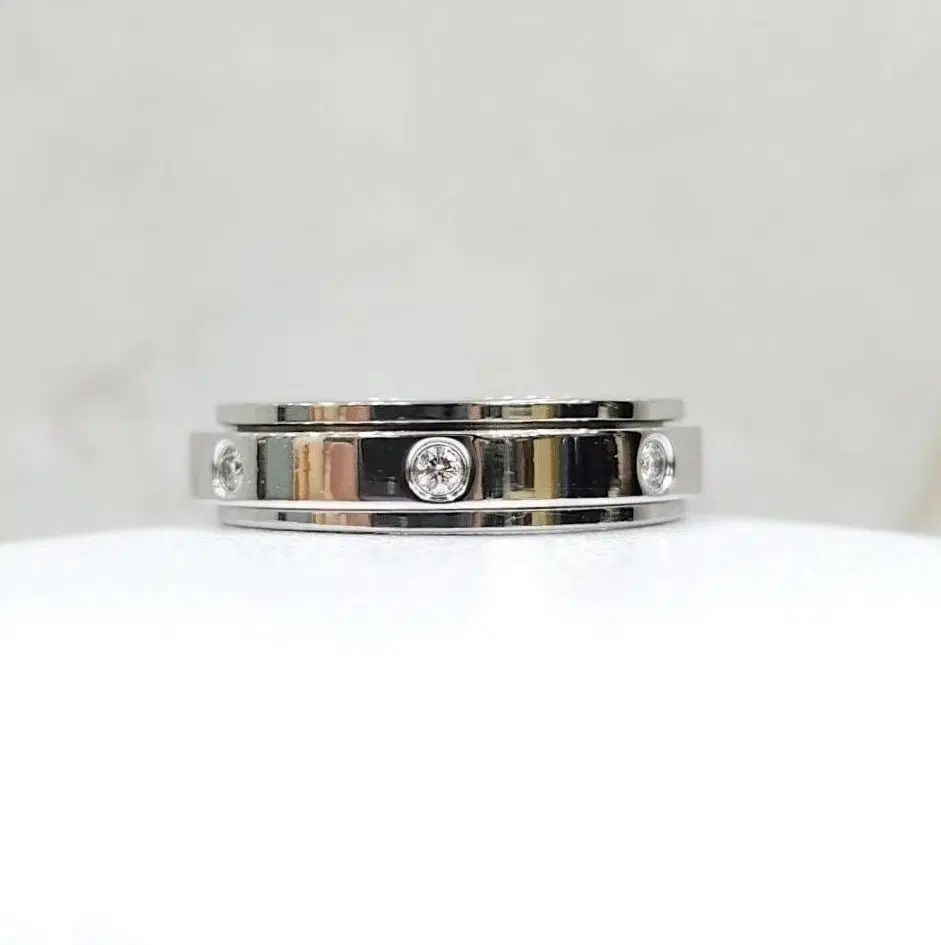 피아제 화이트골드 다이아 7P 포제션 링 51호 G34PQ300