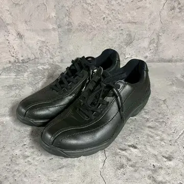 MIZUNO 스니커즈 블랙 22.5