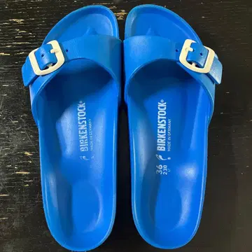 BIRKENSTOCK 스큐버 블루 샌들 36