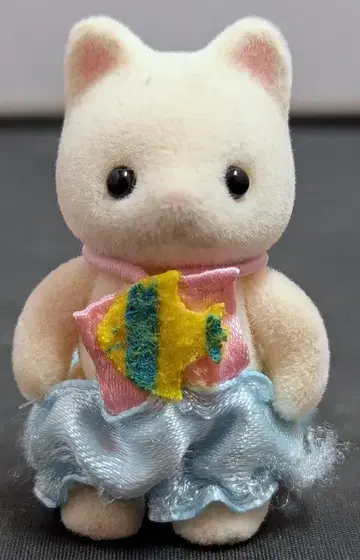 에포크사 실바니안 패밀리 실크 고양이 아기 (서 있는)
