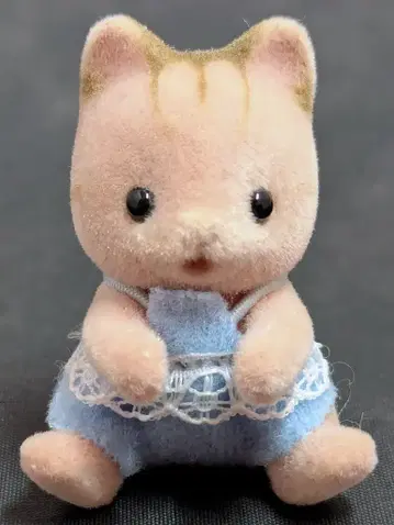 에포크사 실바니안 패밀리 시마 고양이 아기 (앉은 모습)