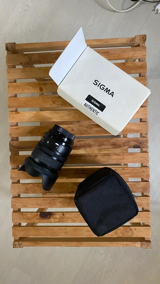 시그마 24-70 f2.8 DG 캐논ef 마운트. 박스 및 파우치 포함