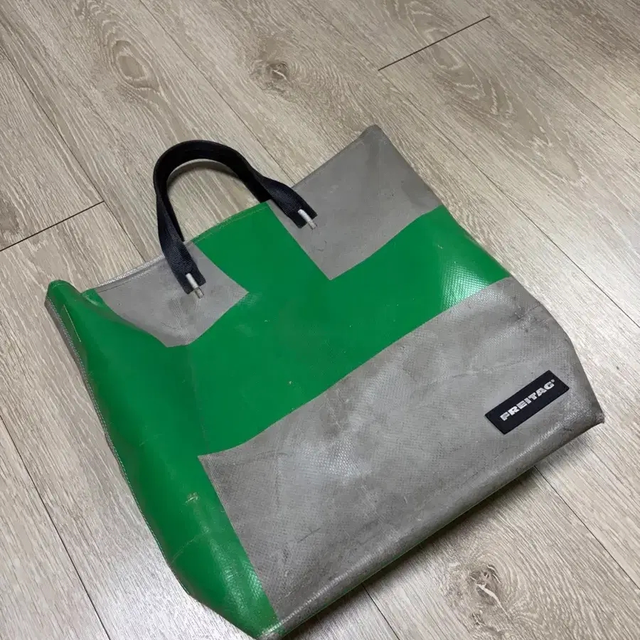 프라이탁 쇼퍼백 그린