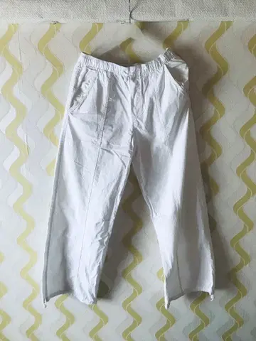 ZARA 화이트 팬츠 여성 밴딩