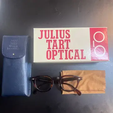 julius tart optical ar 46 - 24 데미 앰버