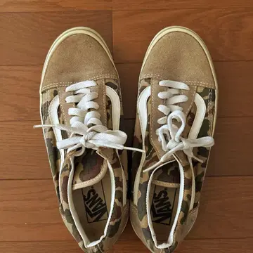 VANS 카모플라쥬 스니커즈
