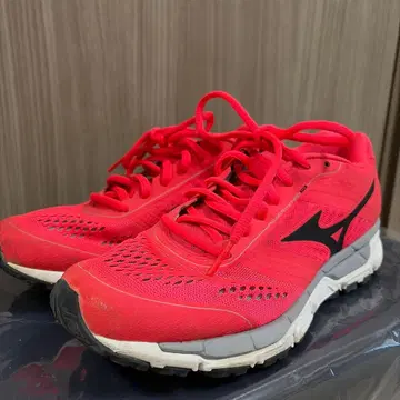 MIZUNO SYNCHRO MX 러닝화 23.0