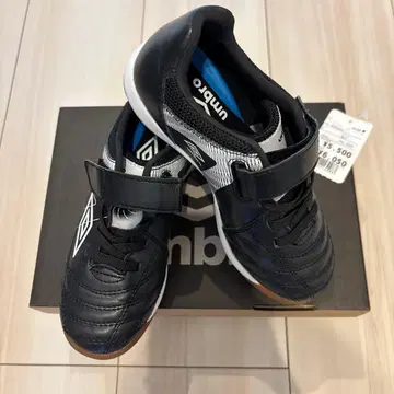 UMBRO 18.0cm 축구 트레이닝 슈즈 실내용