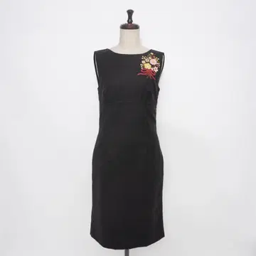 새상품급 MOSCHINO 자수 원피스 그레이 사이즈 F*OD826