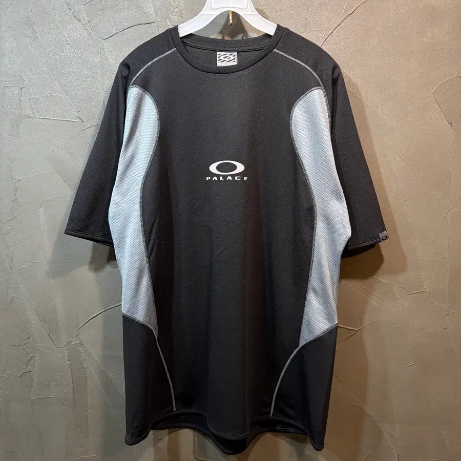 [L] 24fw Palace X Oakley Tech Jersey 반팔