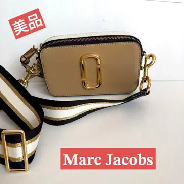 새상품급 MARC JACOBS 스냅샷