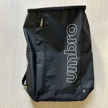 미사용품 UMBRO 엄브로 스퀘어 백팩 블랙 대용량